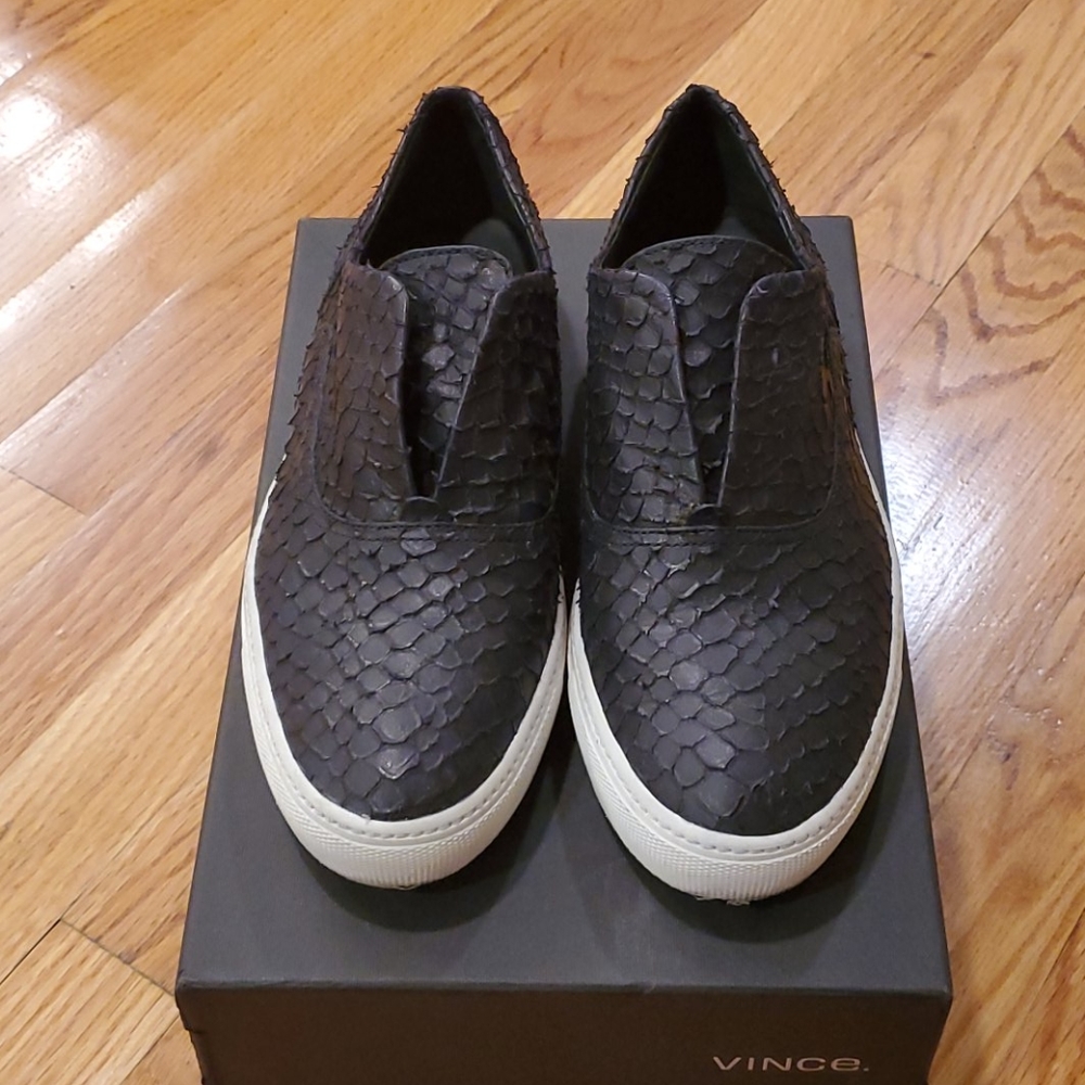 vince nelson black python sneakers